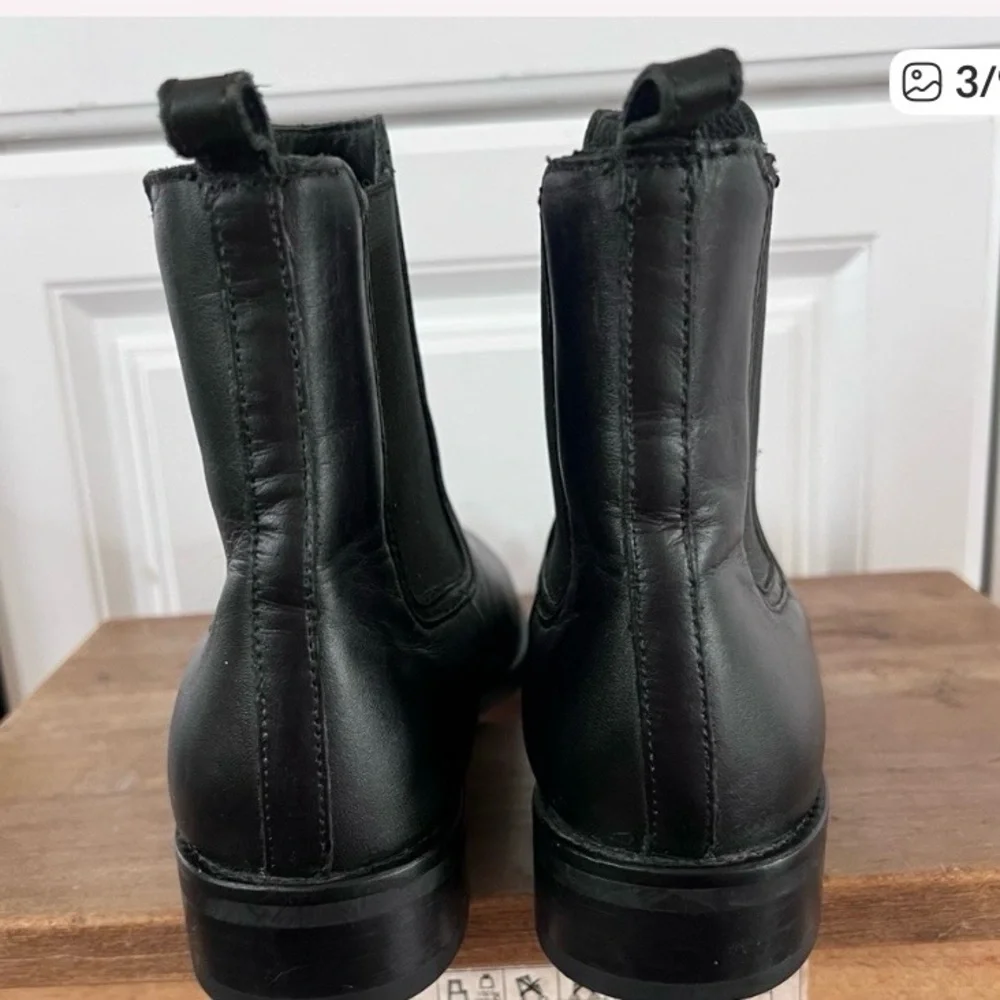 Thursday Boot Co Women's Black Leather Handmade Duchess Chelsea Boots Size 8 - Picture 2 of 7